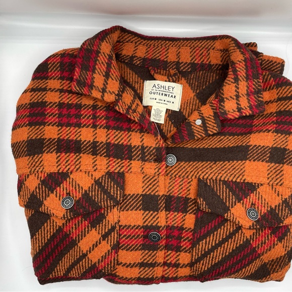 Ashley International Shacket with great detail and warm and cozy New Size M - Picture 3 of 14